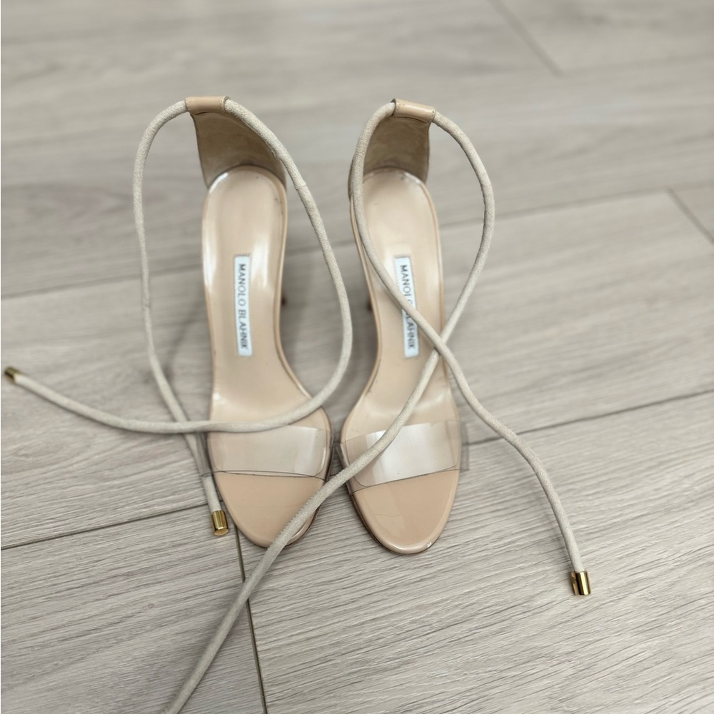 MANOLO BLAHNIK nude Patent
Leather Estro 105 Sandals Size 36 - Picture 2 of 4